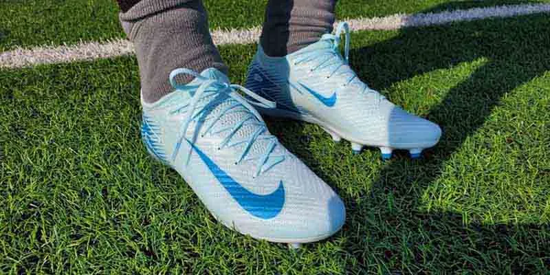 Vapor 16 nối tiếp dòng sản phẩm quá được ưa chuộng của Nike