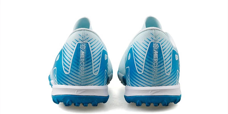 Gót giày đều nhận được lời khen từ các bài review giày Nike Mercurial Vapor 16